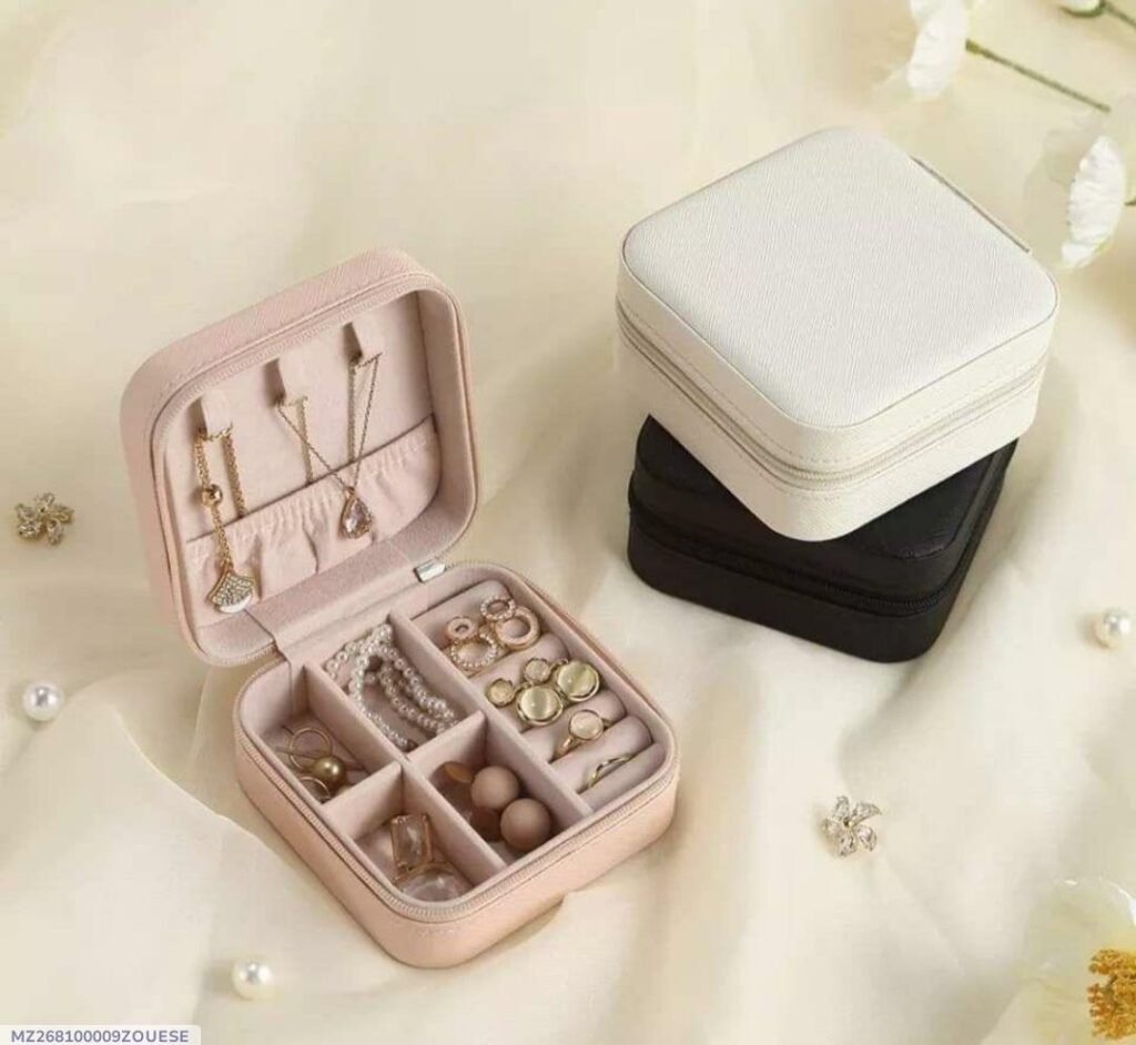 Premium Mini Jewellery Organiser Portable.